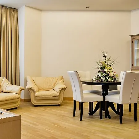 Hotel Islande With Free Parking Riga