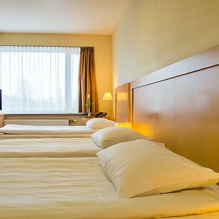 Hotel Islande With Free Parking Riga