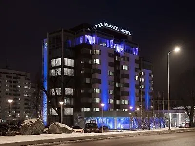 Hotel Islande With Free Parking